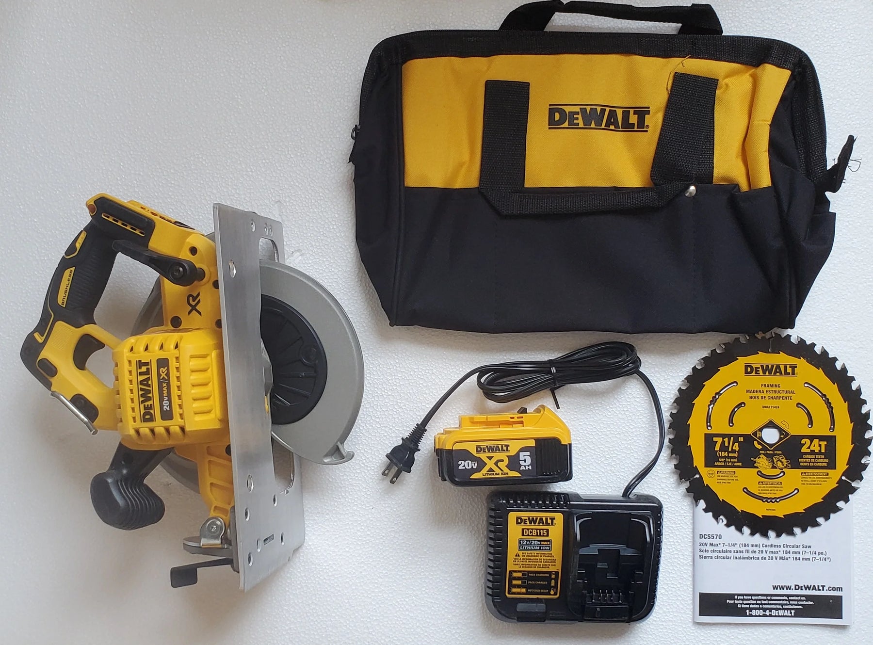 Dewalt 20V Max Brushless 7 - 1/4 Circ Saw Kit - Product image 5