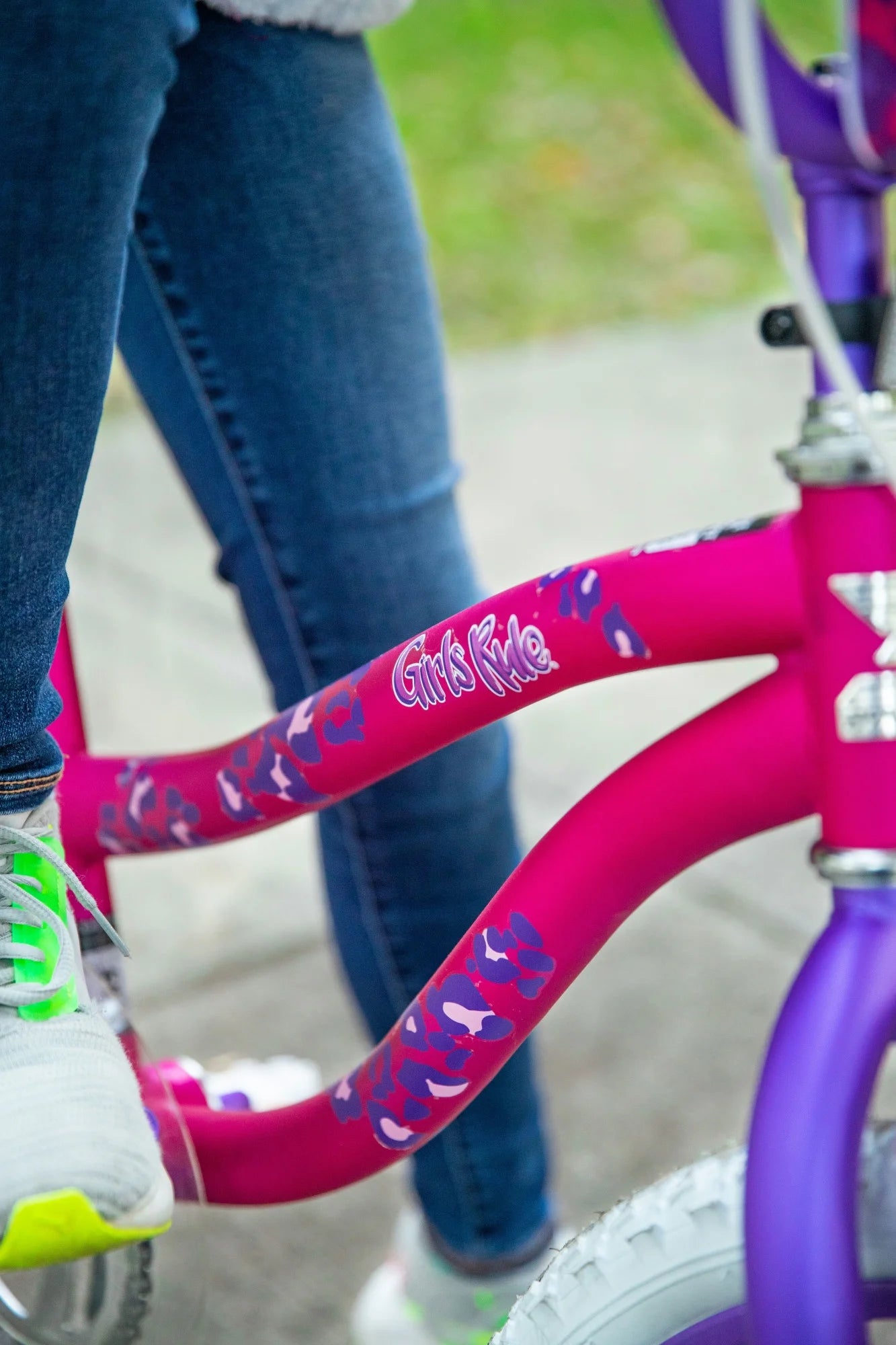 Girls Rule 20" Bike - Product image 11
